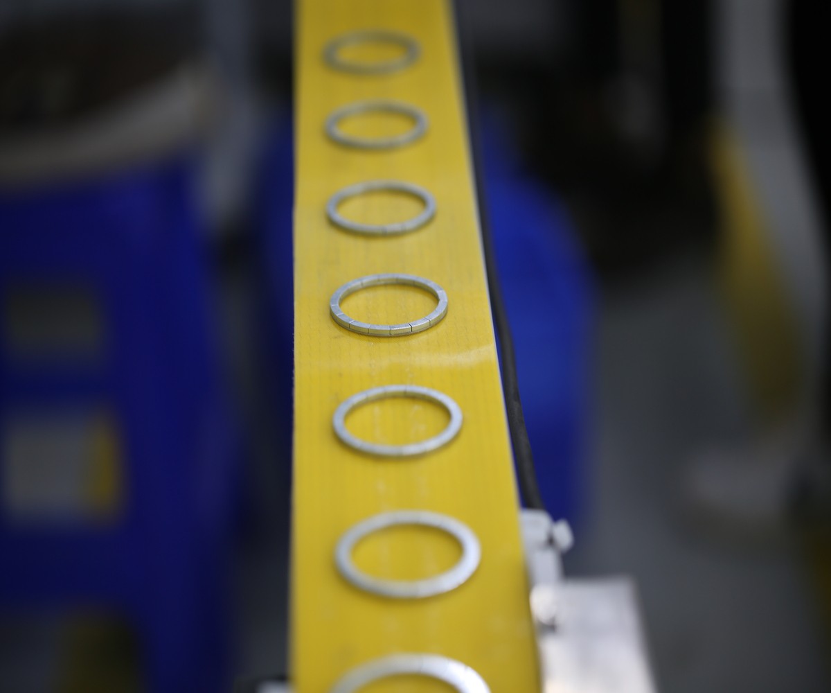 Automatic production line of Stable Magnet for Wireless Power Banks Automatic production line of Stable Magnet for Wireless Power Banks
